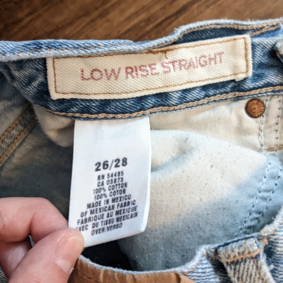 American Eagle Outfitters low rise straight leg jeans Size 26/28 - Picture 9 of 10